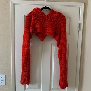 Cropped hooded sweater